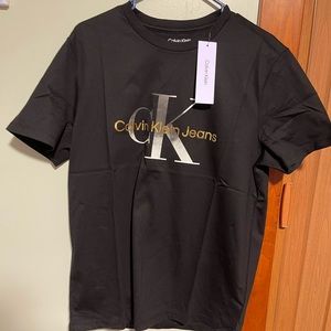 Calvin Klein t shirt